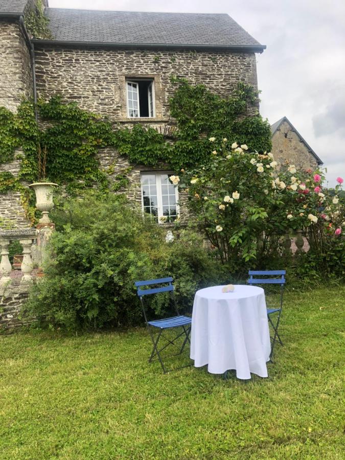 Castillon 勒维维耶巴约客房住宿加早餐旅馆住宿加早餐旅馆 外观 照片